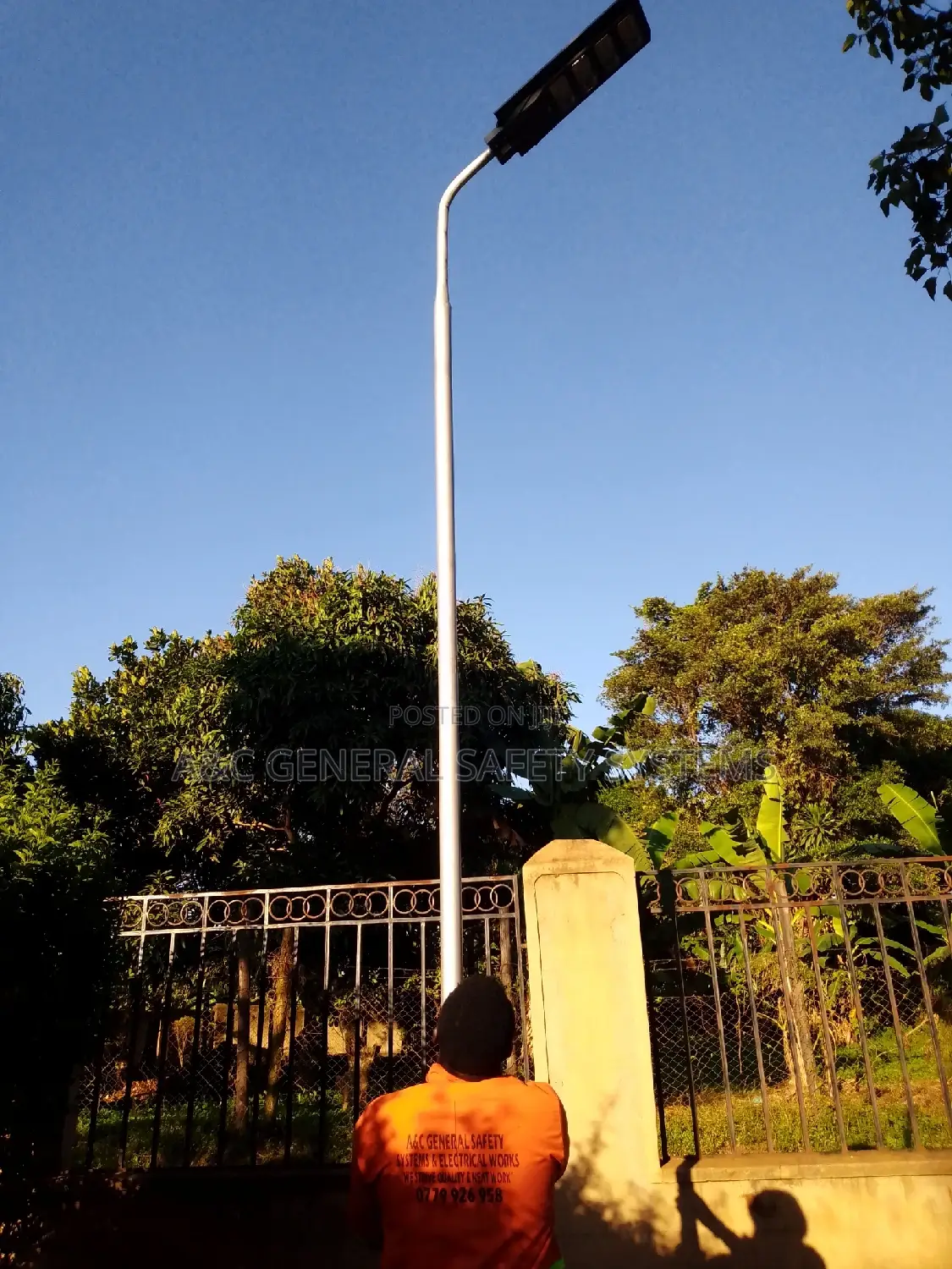 Solar Security Street Light 200w With Standpole Darkfighter