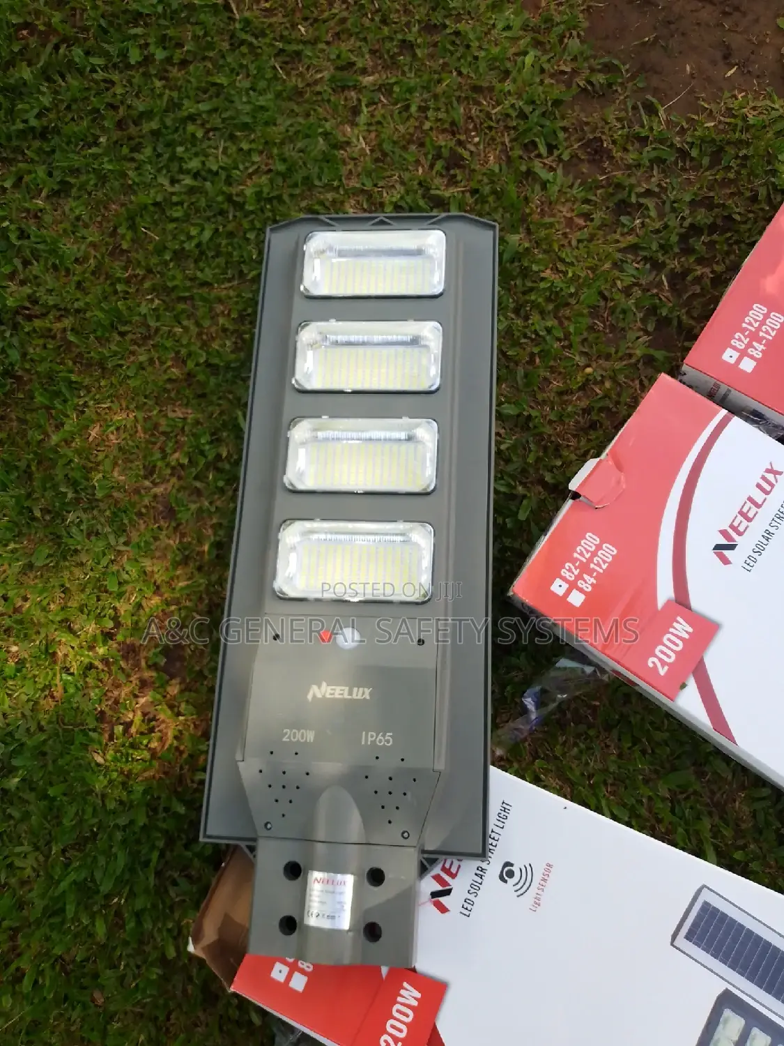 Solar Security Street Light 200w With Standpole Darkfighter