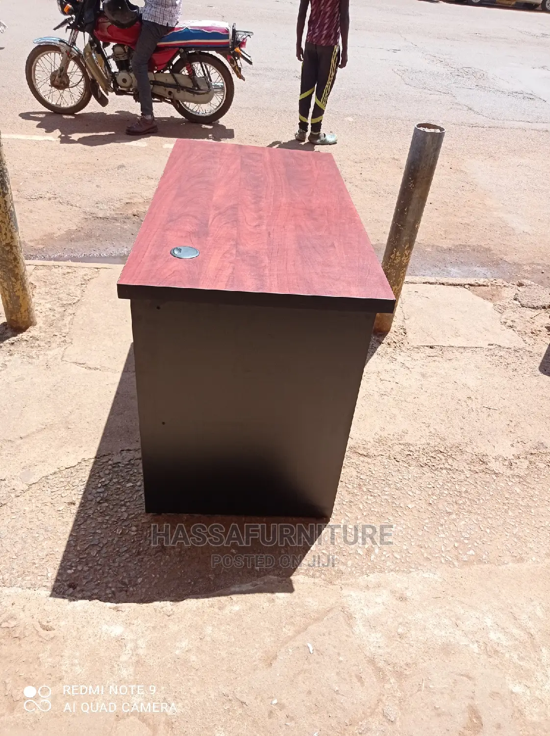 Office Desk Size 120cm Brand New