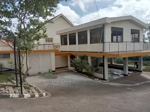 4bdrm Duplex in Fs Properties Ltd, Central Division for Rent