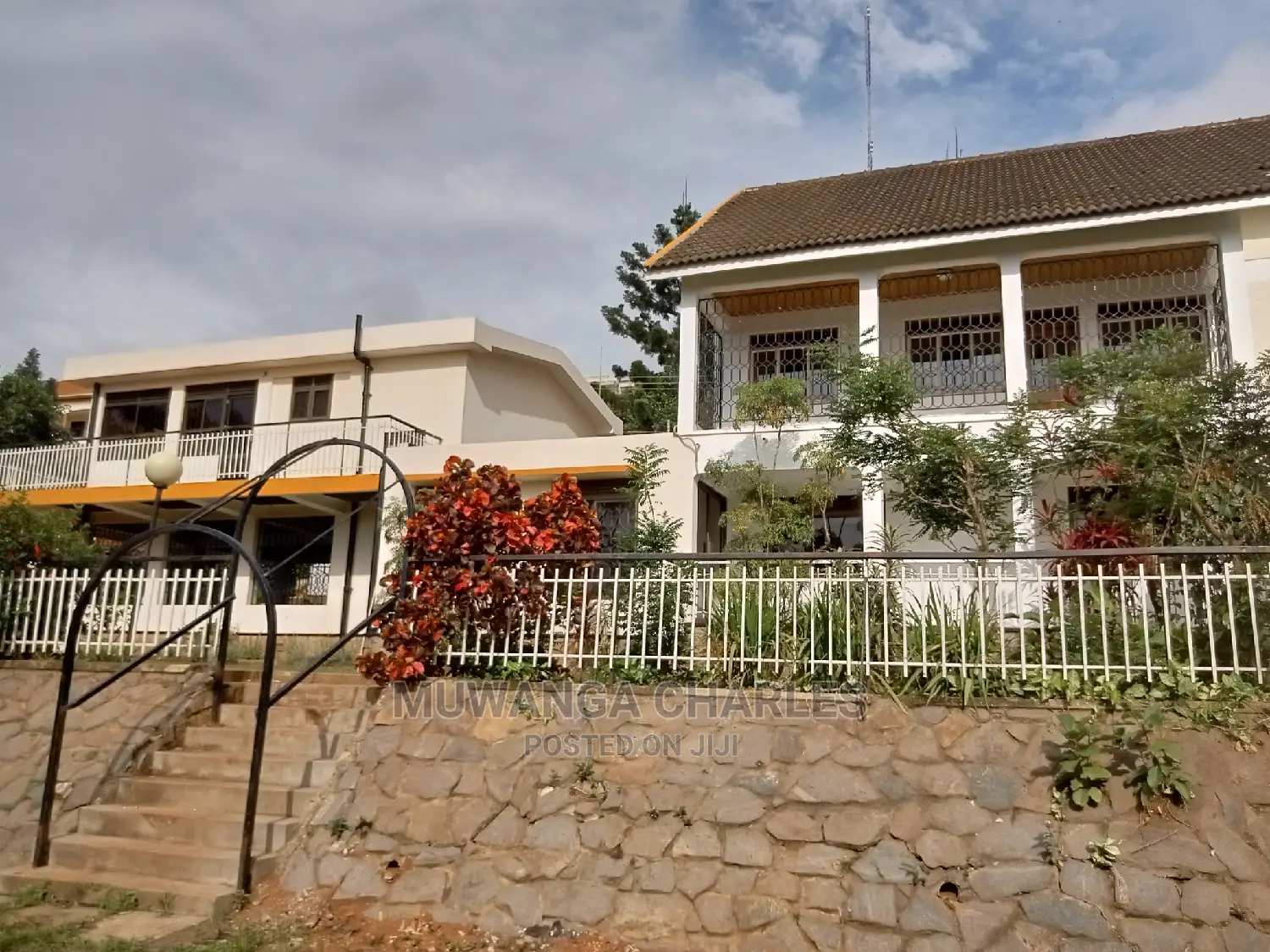 4bdrm Duplex in Fs Properties Ltd, Central Division for Rent