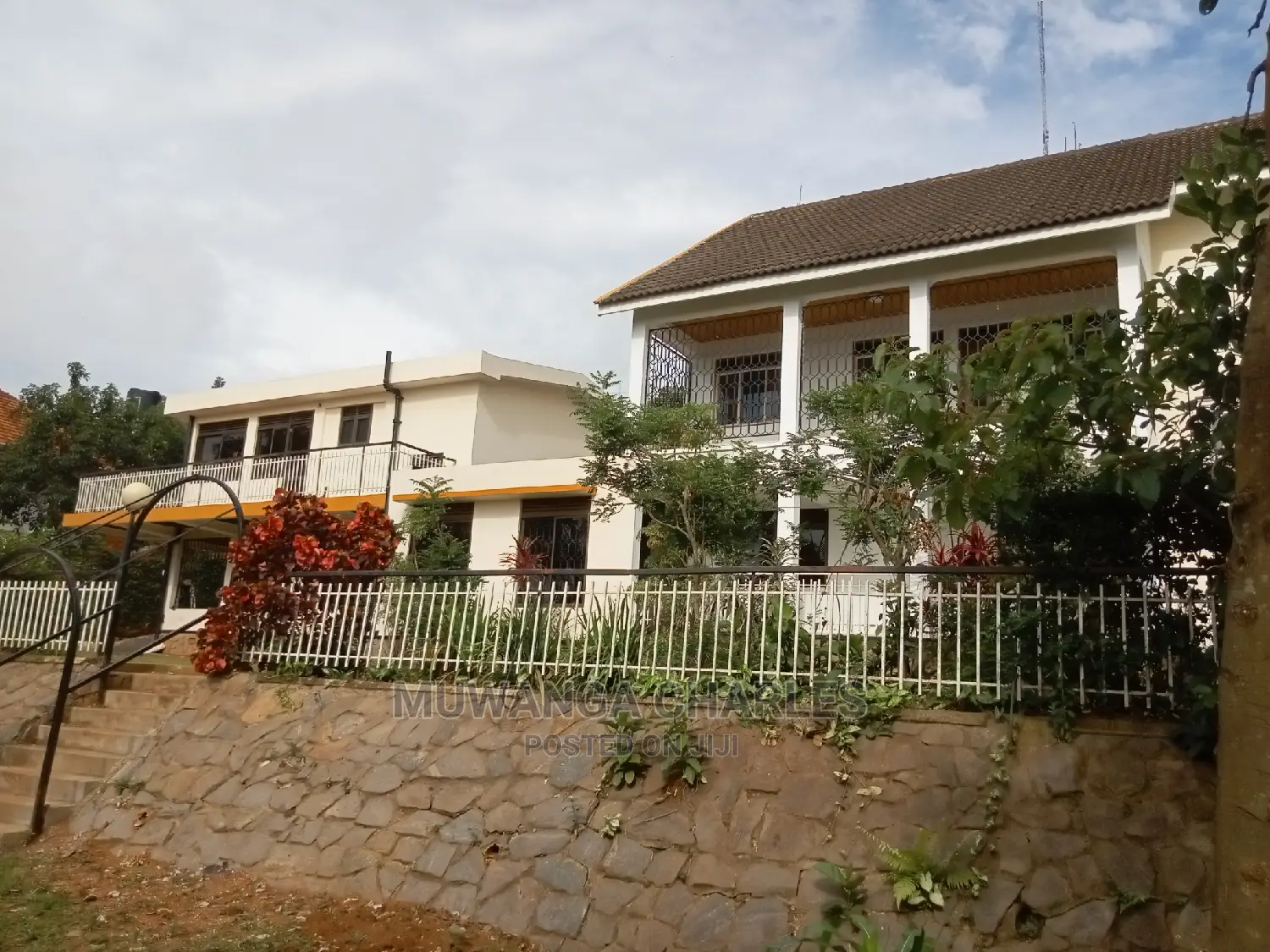 4bdrm Duplex in Fs Properties Ltd, Central Division for Rent
