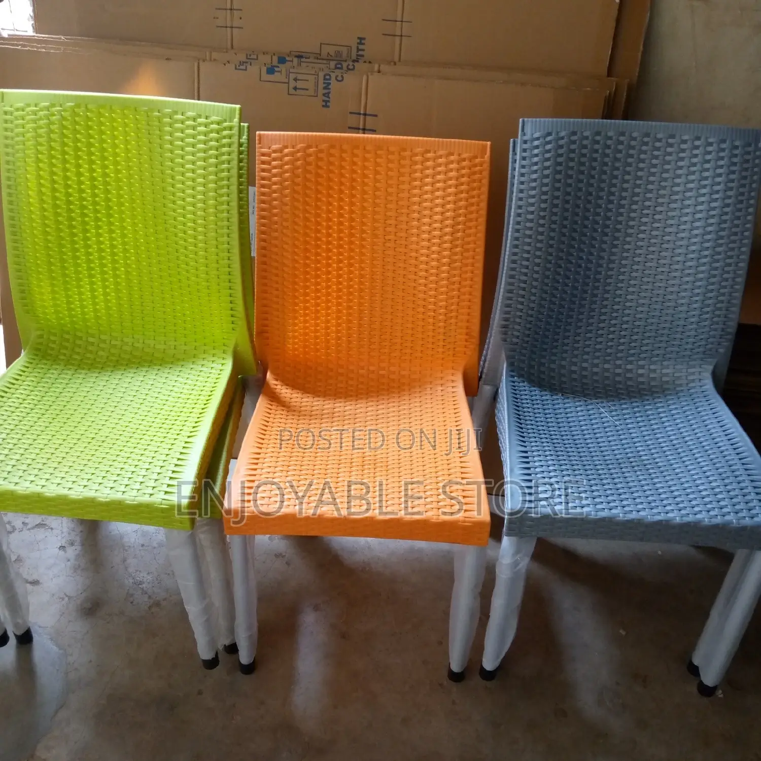 Plastic Strong Crown Chair