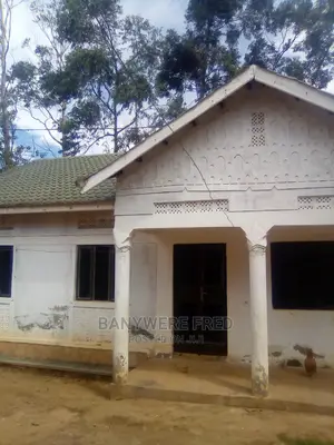 100x60ft Plot With Aready House of 4bedroom at 180000000