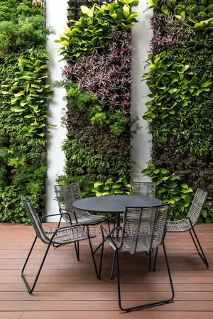 Garden Decoration With Arficicial Flowers Call