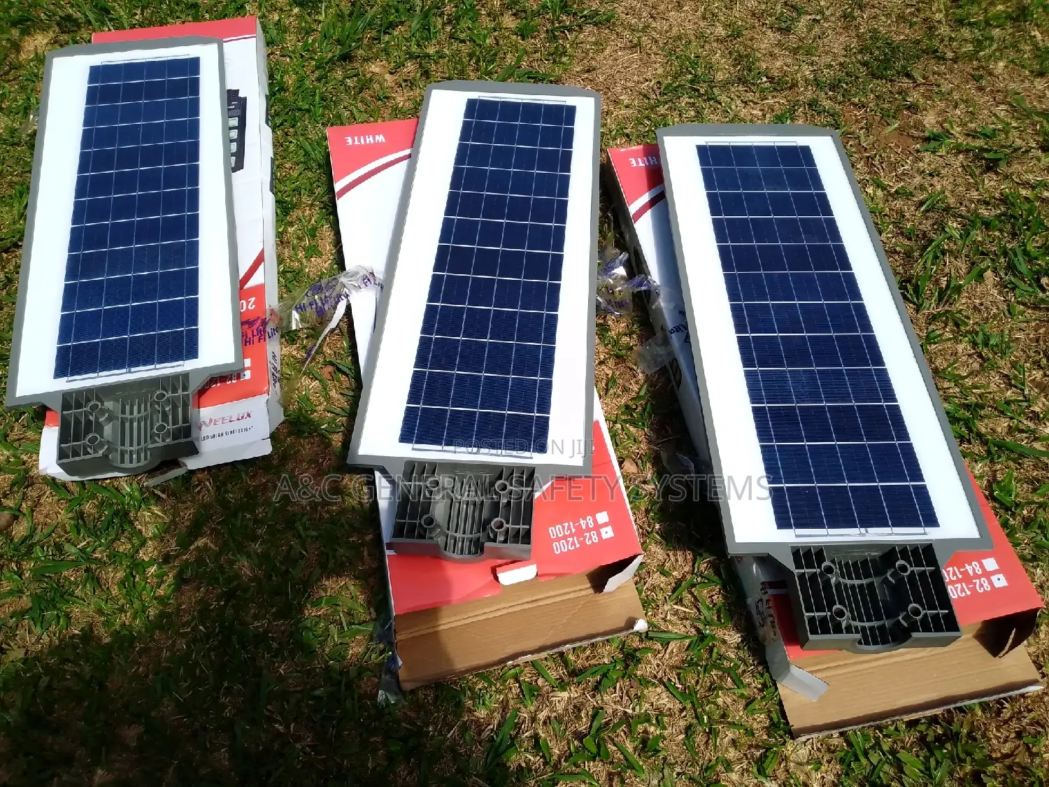 Solar Security Street Light 200w With Standpole Darkfighter