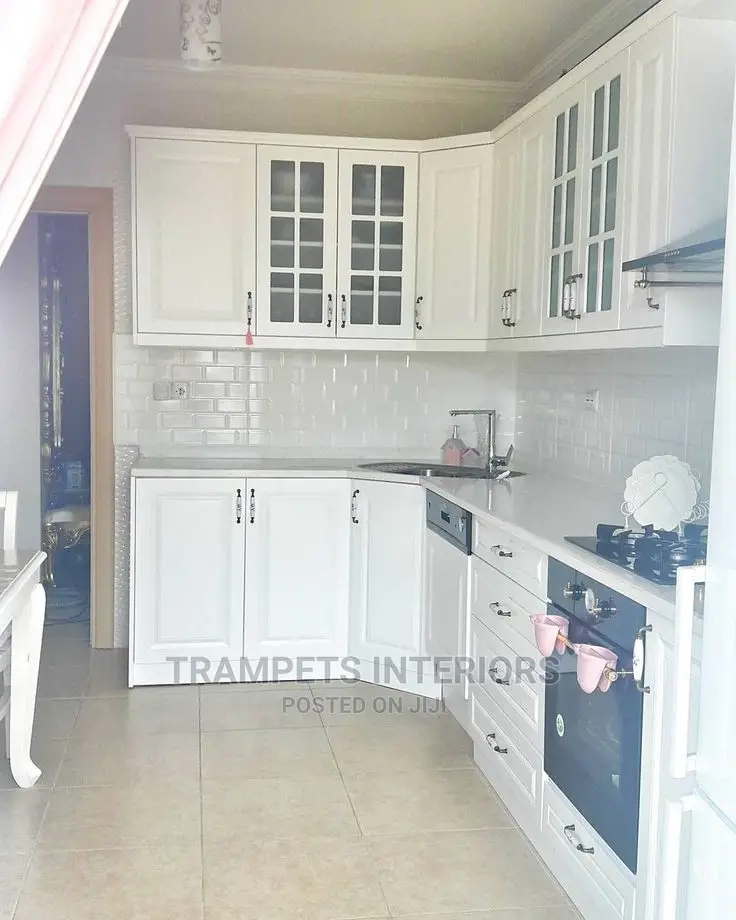 Kitchen Cabinet/ White Min Kitchen Design Call