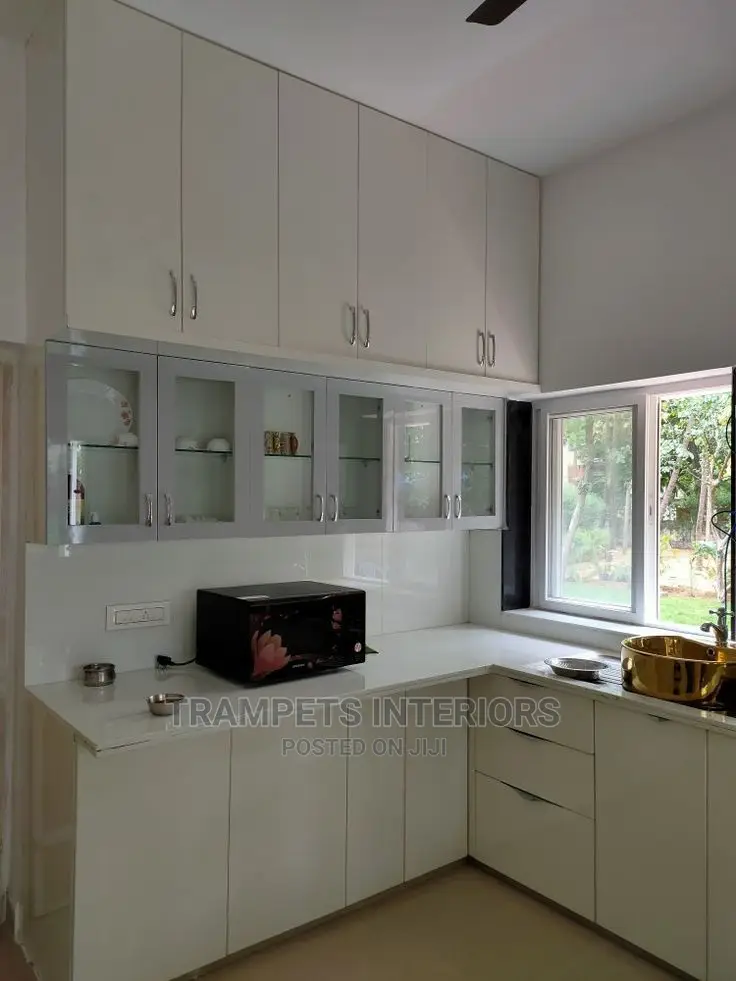 Kitchen Cabinet/ White Min Kitchen Design Call