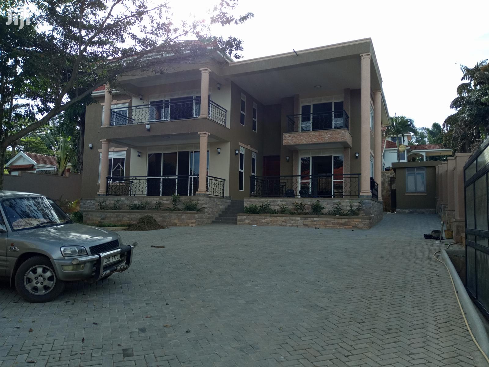 Munyonyo Lake View Mansion on Sell