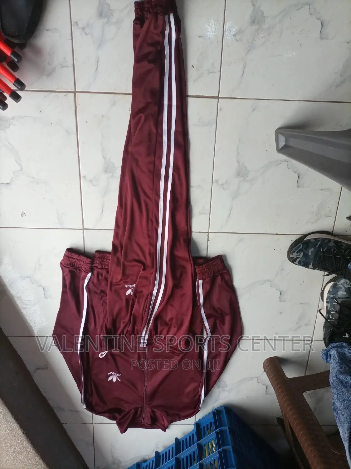 Track Suit Adidas Original Material
