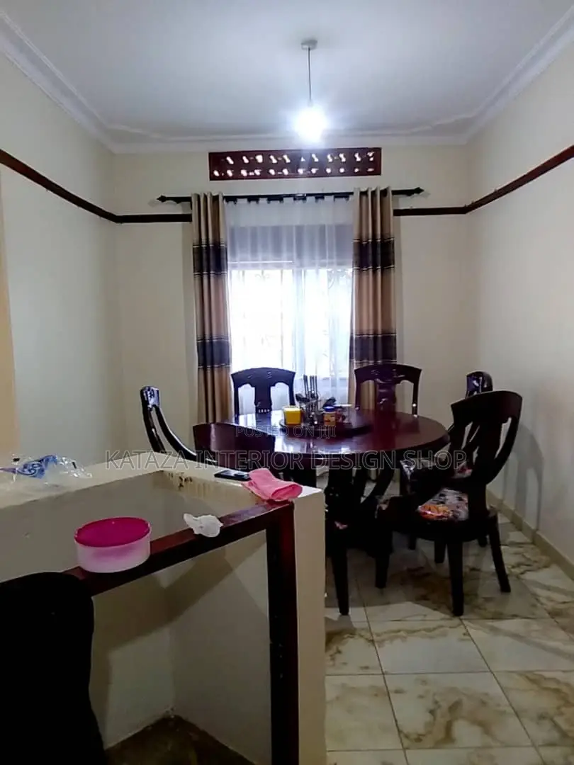 Wall to Wall Curtains
