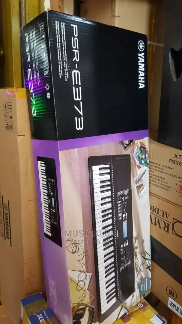 Yamaha Keyboard PSR E373