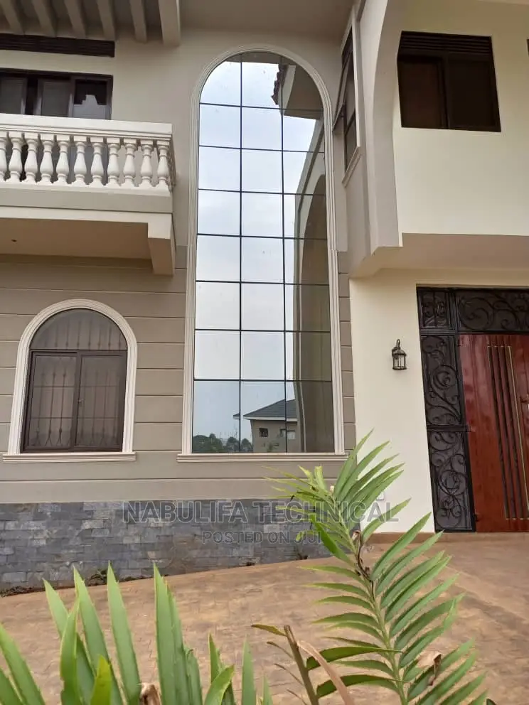 Aluminum Curtain Wall Latest Design Available Now