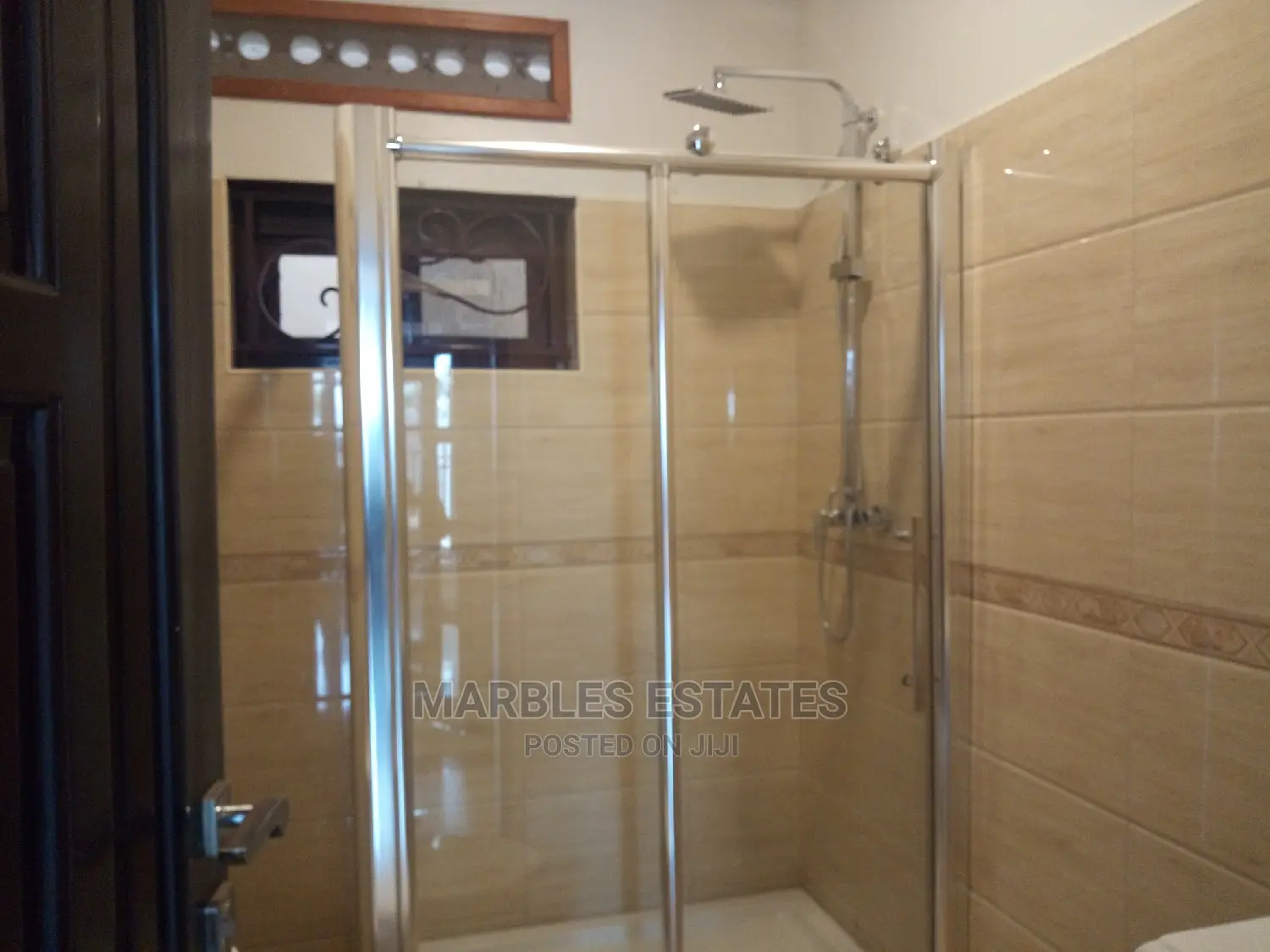 9bdrm House in Kololo, Central Division for Rent