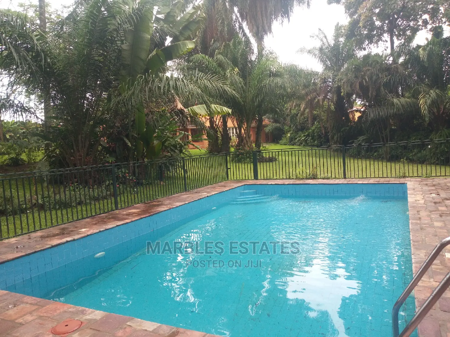 5bdrm House in Bugolobi, Central Division for Sale