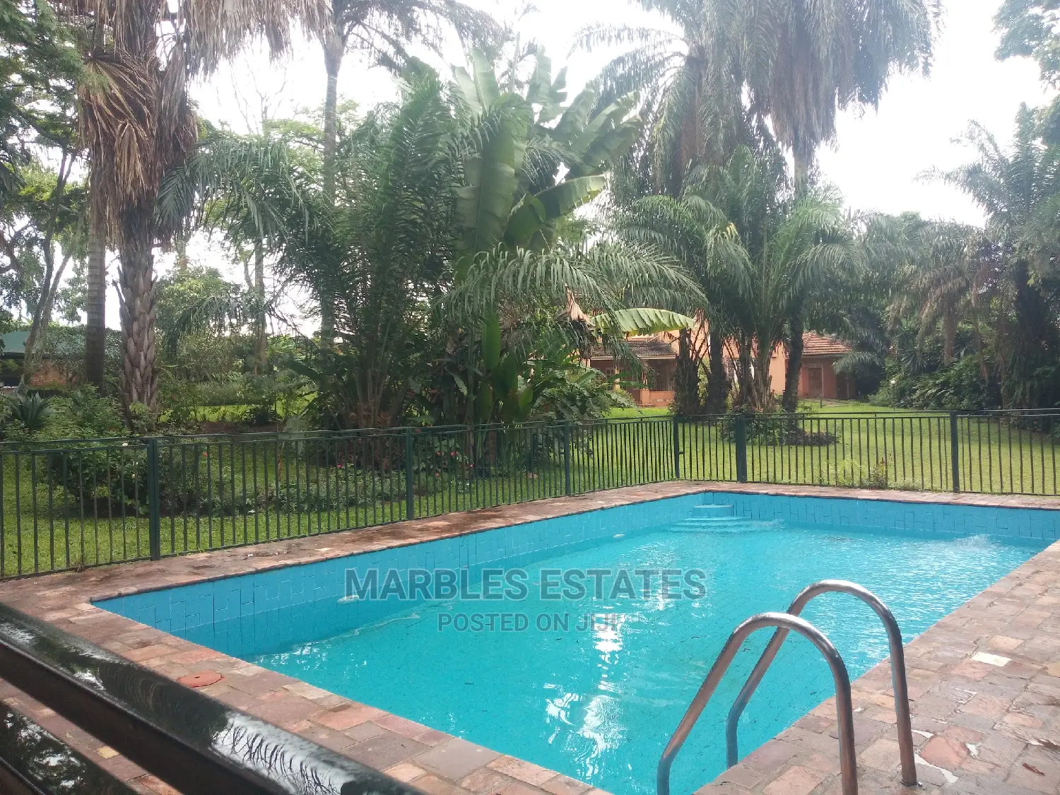 5bdrm House in Bugolobi, Central Division for Sale