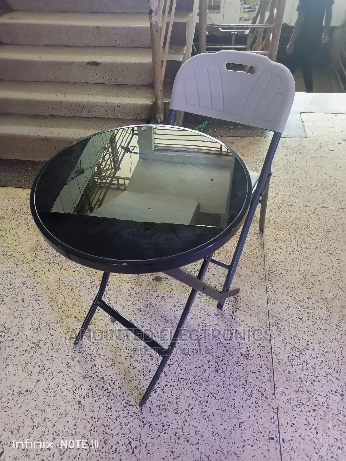 Foldable Glass Table