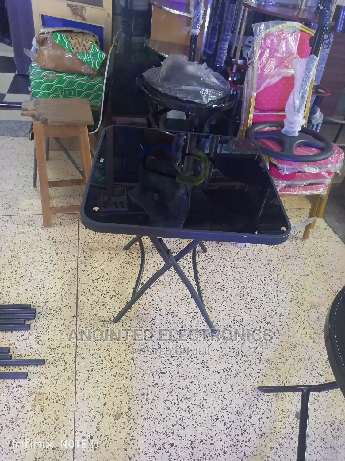 Foldable Glass Table's