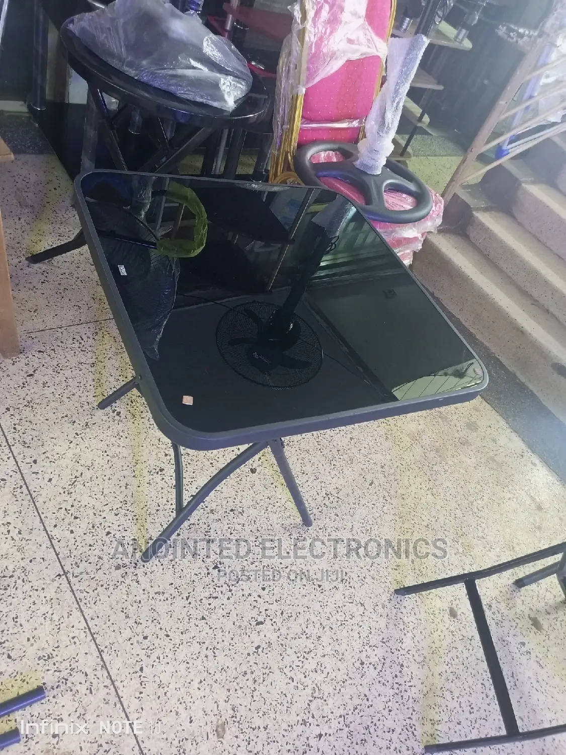 Foldable Glass Table
