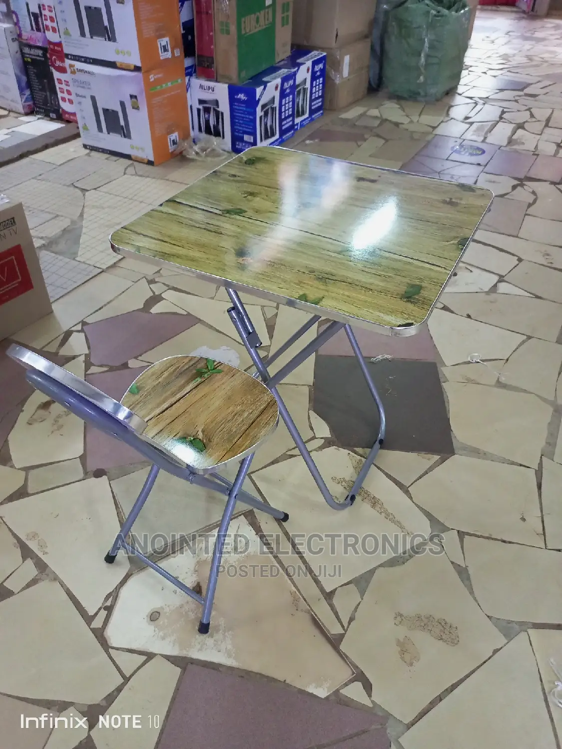 Foldable Reading Table