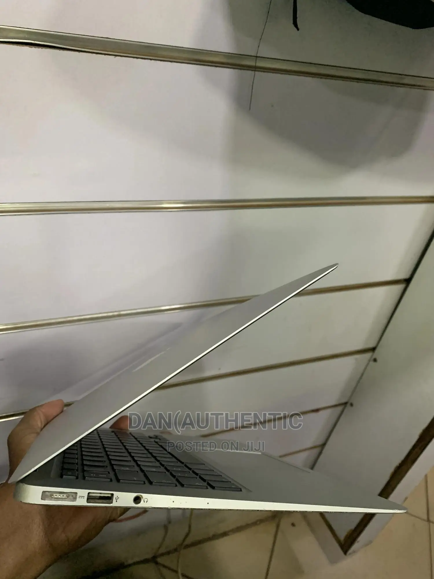 Laptop Apple MacBook Air 2014 4GB Intel Core I5 SSD 256GB
