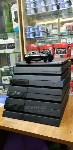 Used Ps4 Consoles With 8games Installed