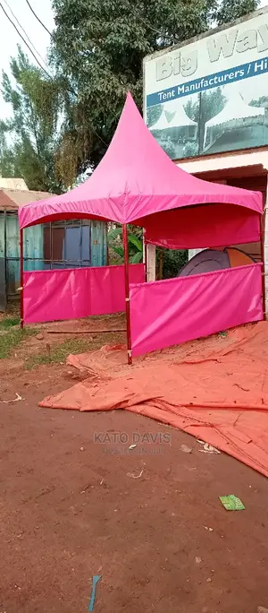 Pink Tent 25 Seater