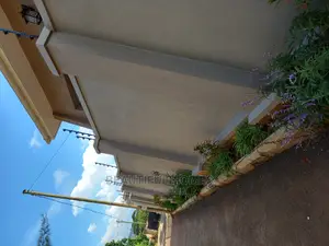Furnished 4bdrm House in Kira for Sale
