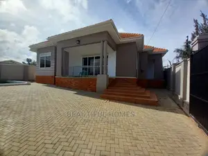Furnished 4bdrm House in Kira for Sale
