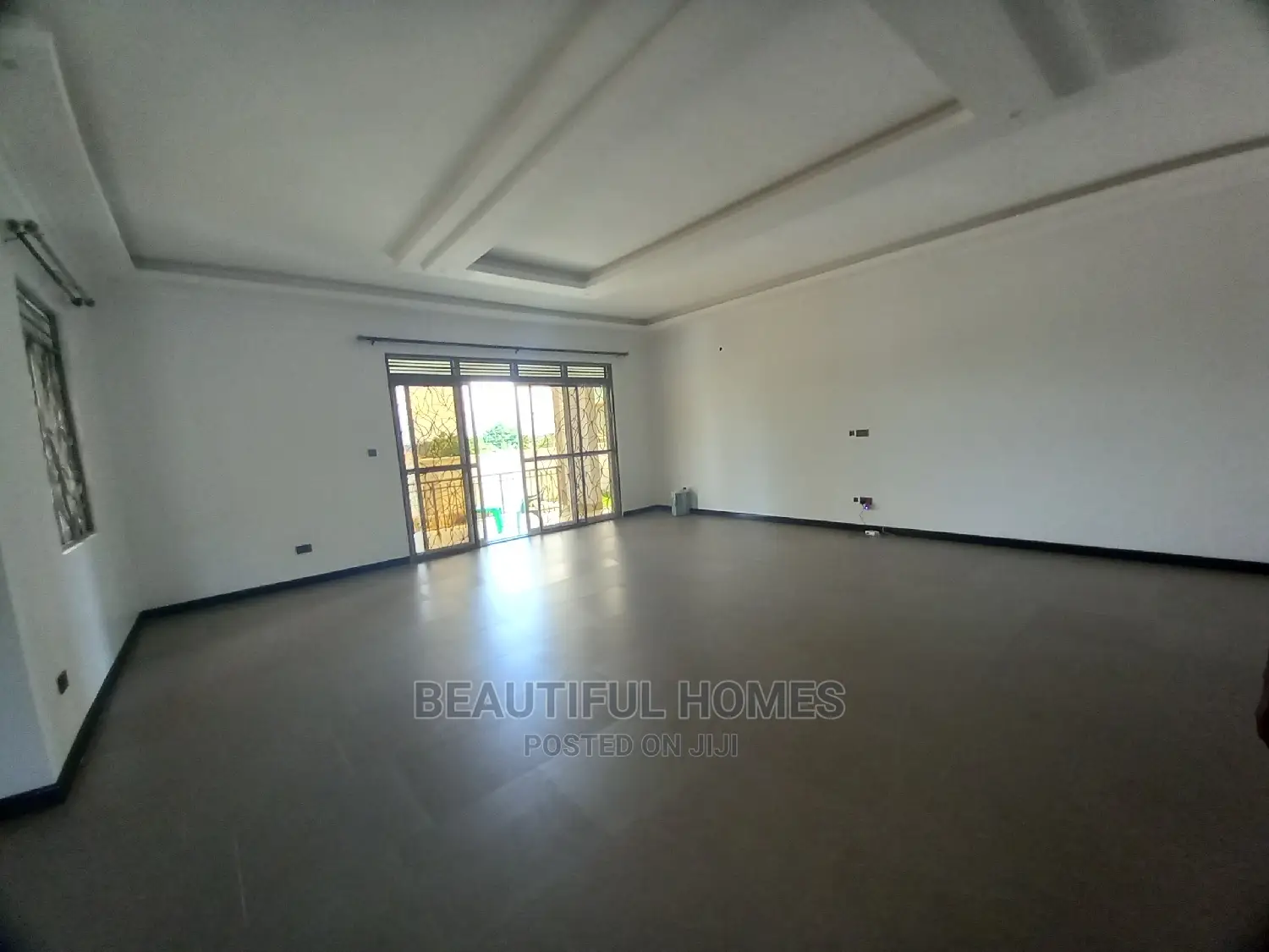Furnished 4bdrm House in Kira for Sale
