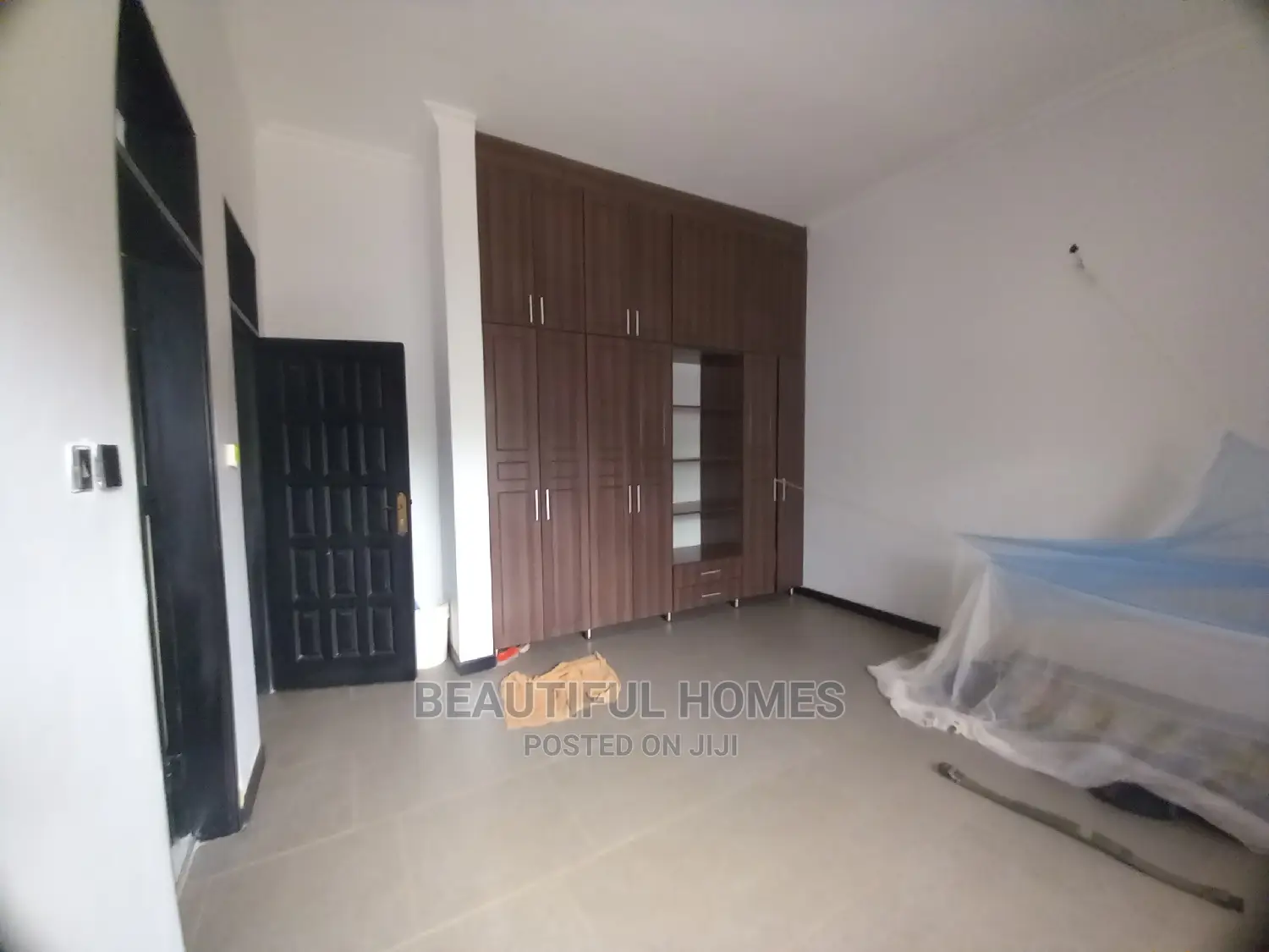 Furnished 4bdrm House in Kira Mamerito Road for Sale