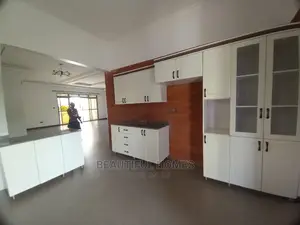 Furnished 4bdrm House in Kira Mamerito Road for Sale
