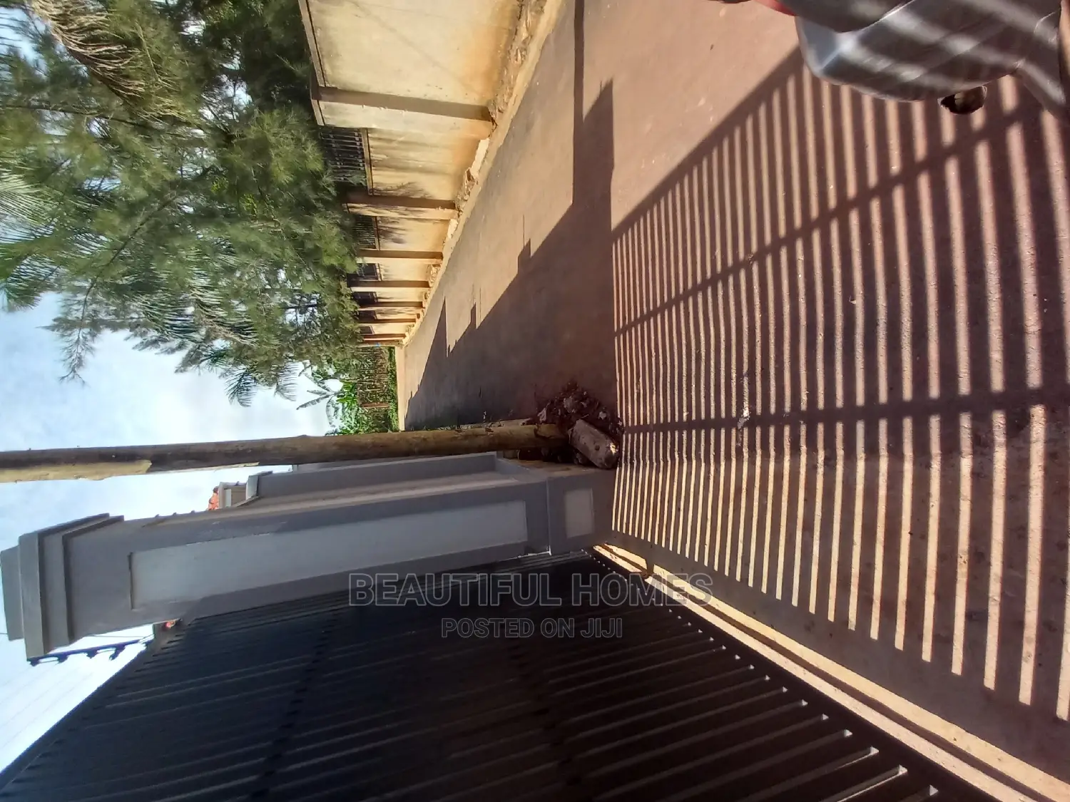 Furnished 4bdrm House in Kira Mamerito Road for Sale