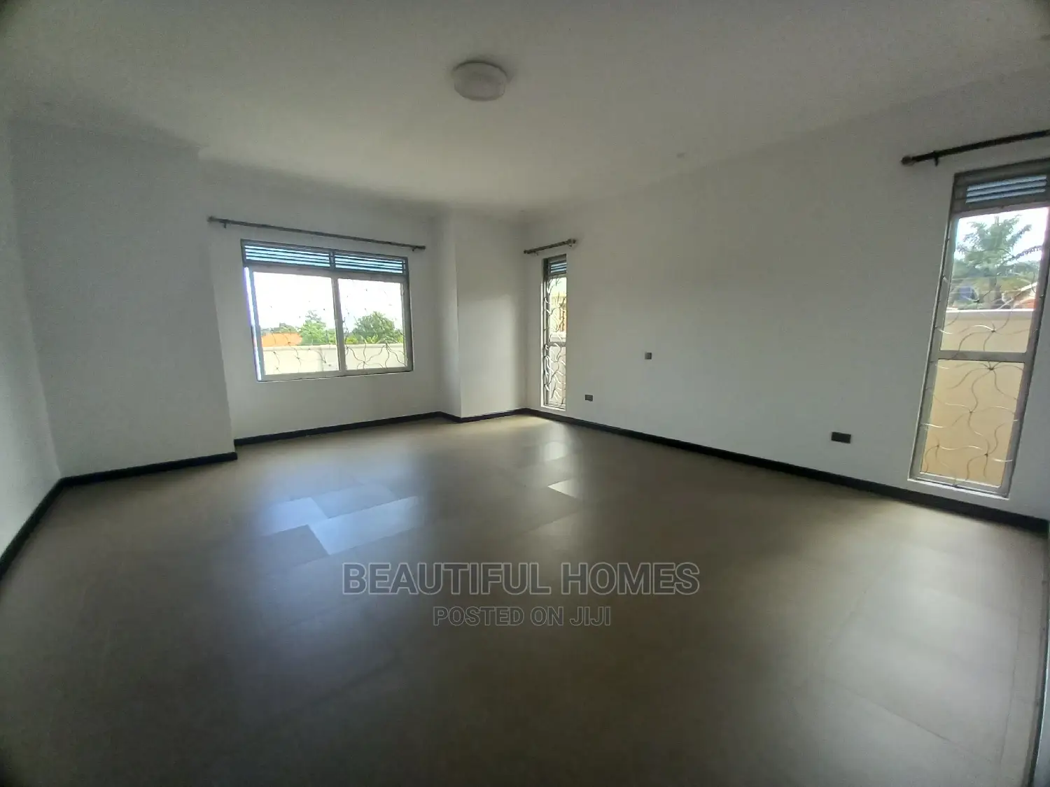 Furnished 4bdrm Bungalow in Kira Ministers for Sale