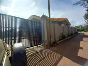 Furnished 4bdrm Bungalow in Kira Wealthy Estate for Sale