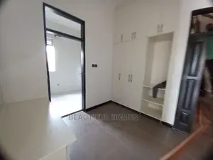 Furnished 4bdrm House in Kira Corporates for Sale