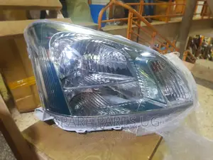 Premio 2005 - 2007 Headlamp