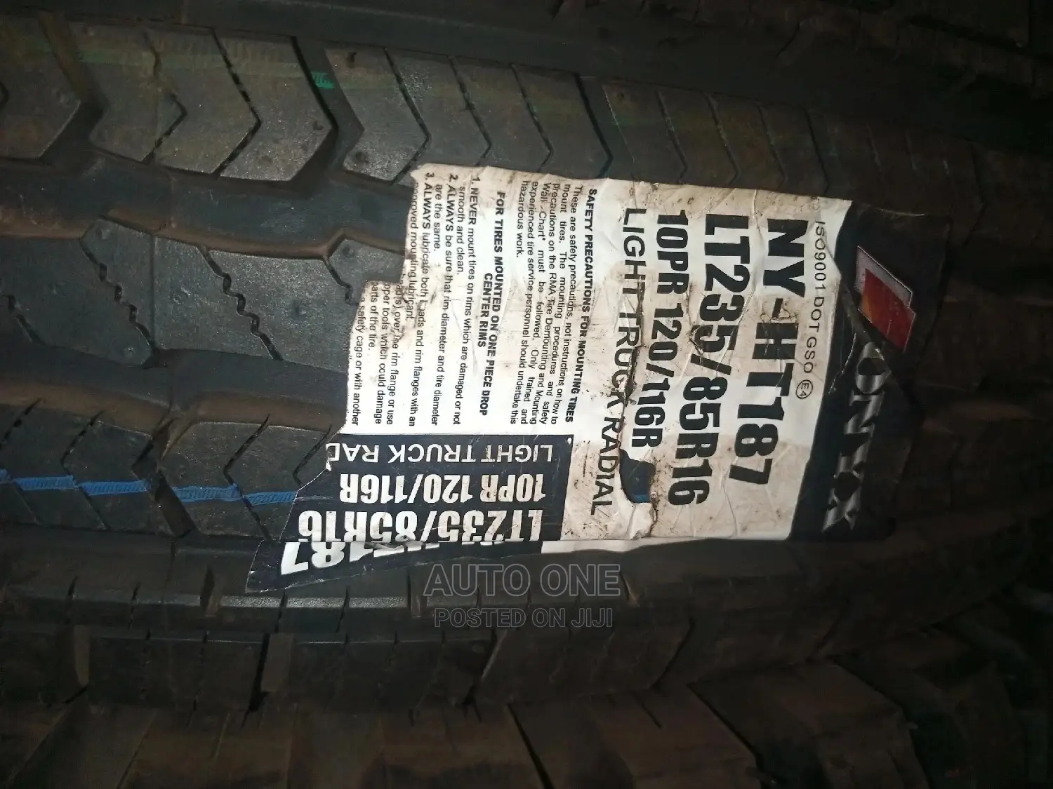 235/85/16 Onyx Tyres.
