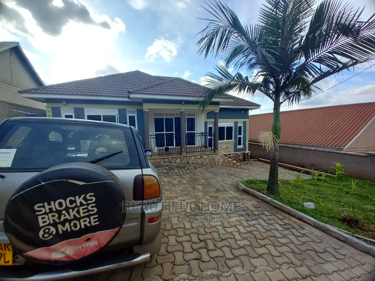 3bdrm House in Kira for Sale