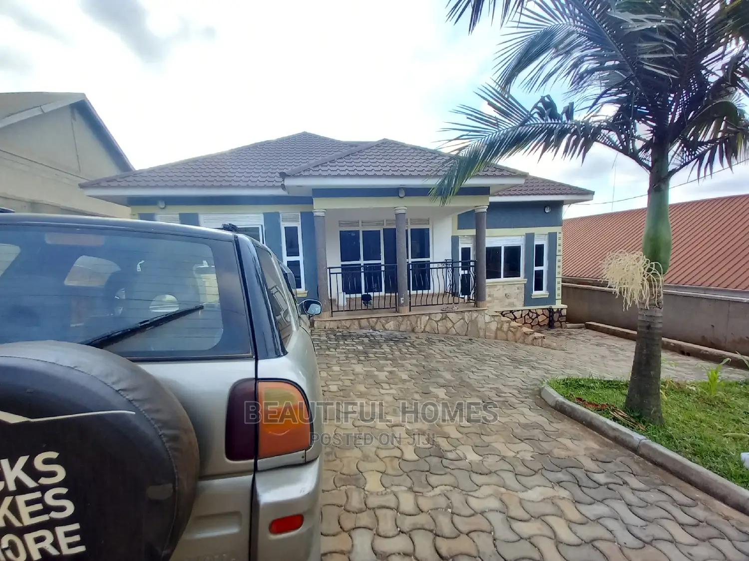 Furnished 3bdrm Bungalow in Kira Corporate for Sale