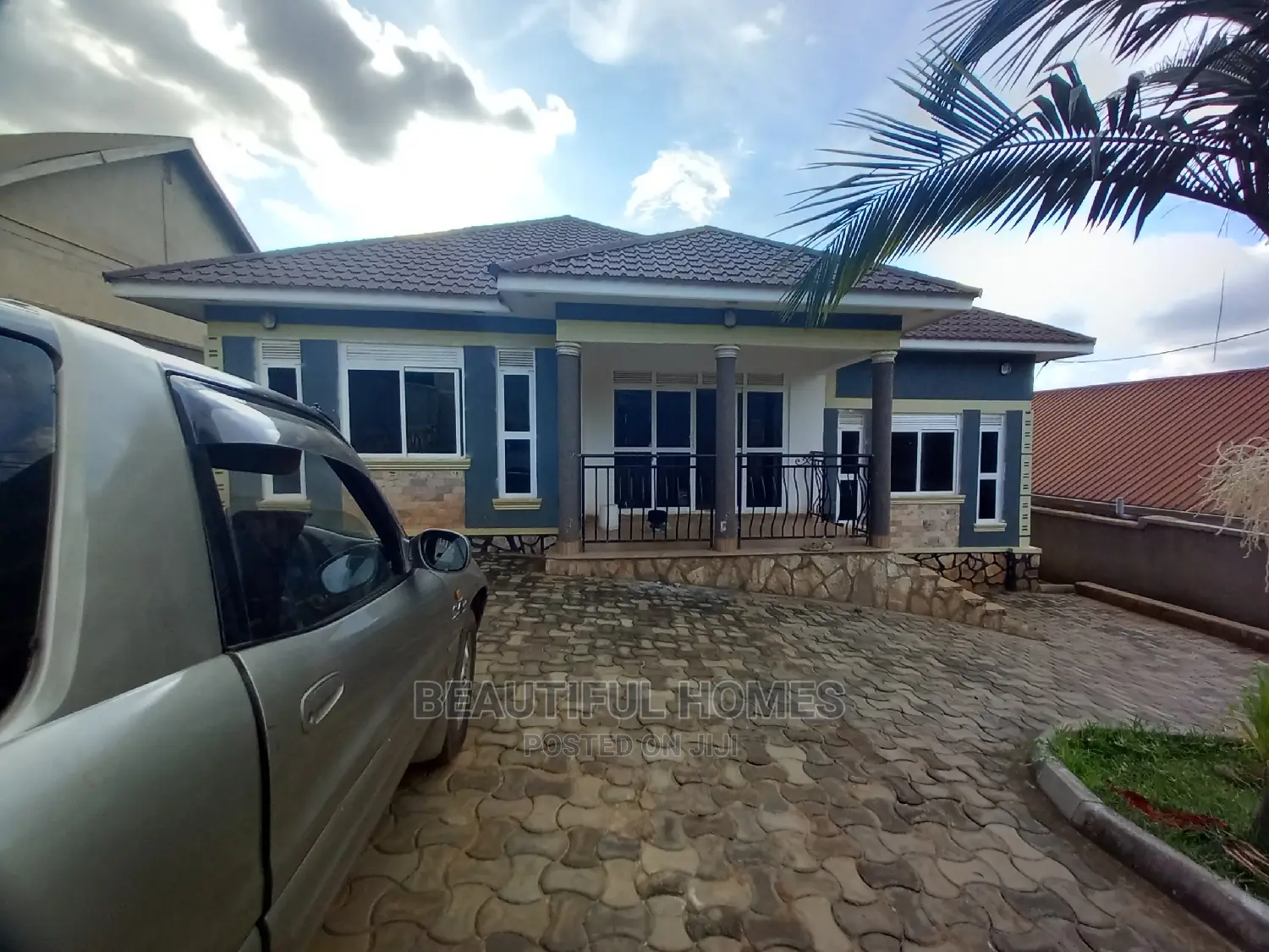 Furnished 3bdrm Bungalow in Kira Corporate for Sale