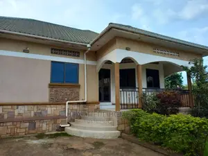 Furnished 4bdrm Bungalow in Kira Organised Lane for Sale
