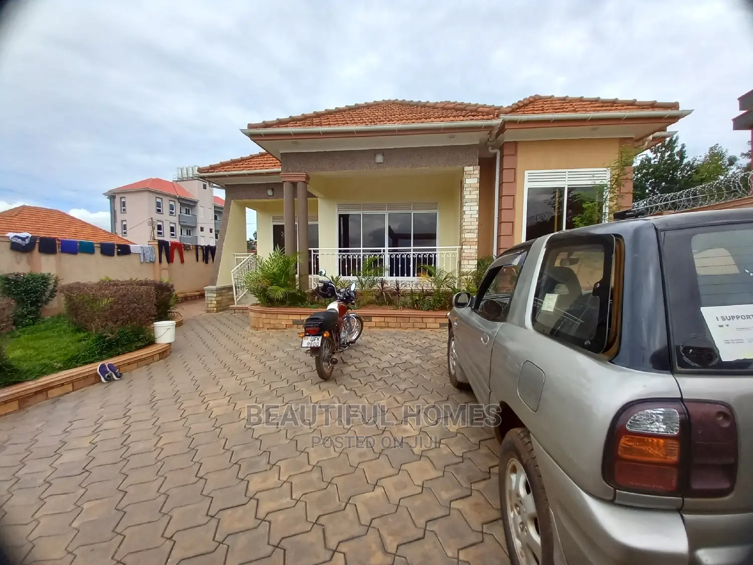 Furnished 4bdrm Bungalow in Kira Best Estate for Sale