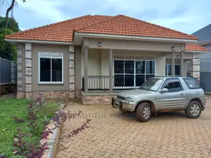 Furnished 4bdrm House in Kira Cool Area for Sale