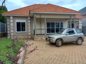 Furnished 4bdrm House in Kira Cool Area for Sale