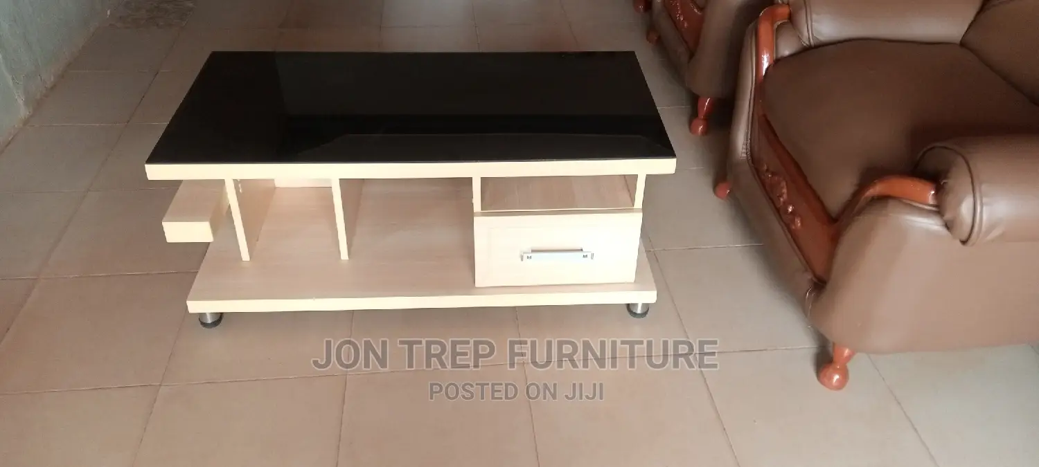 Center Table Cream