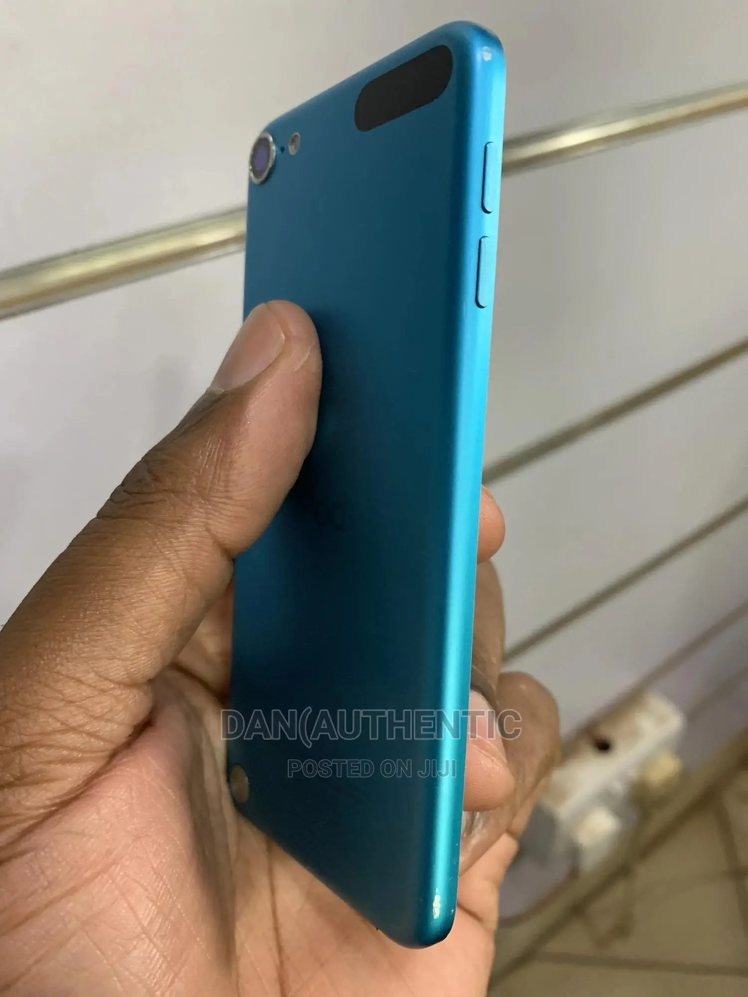 iPod Touch 6th Gen Uk Used in Very Good Shape