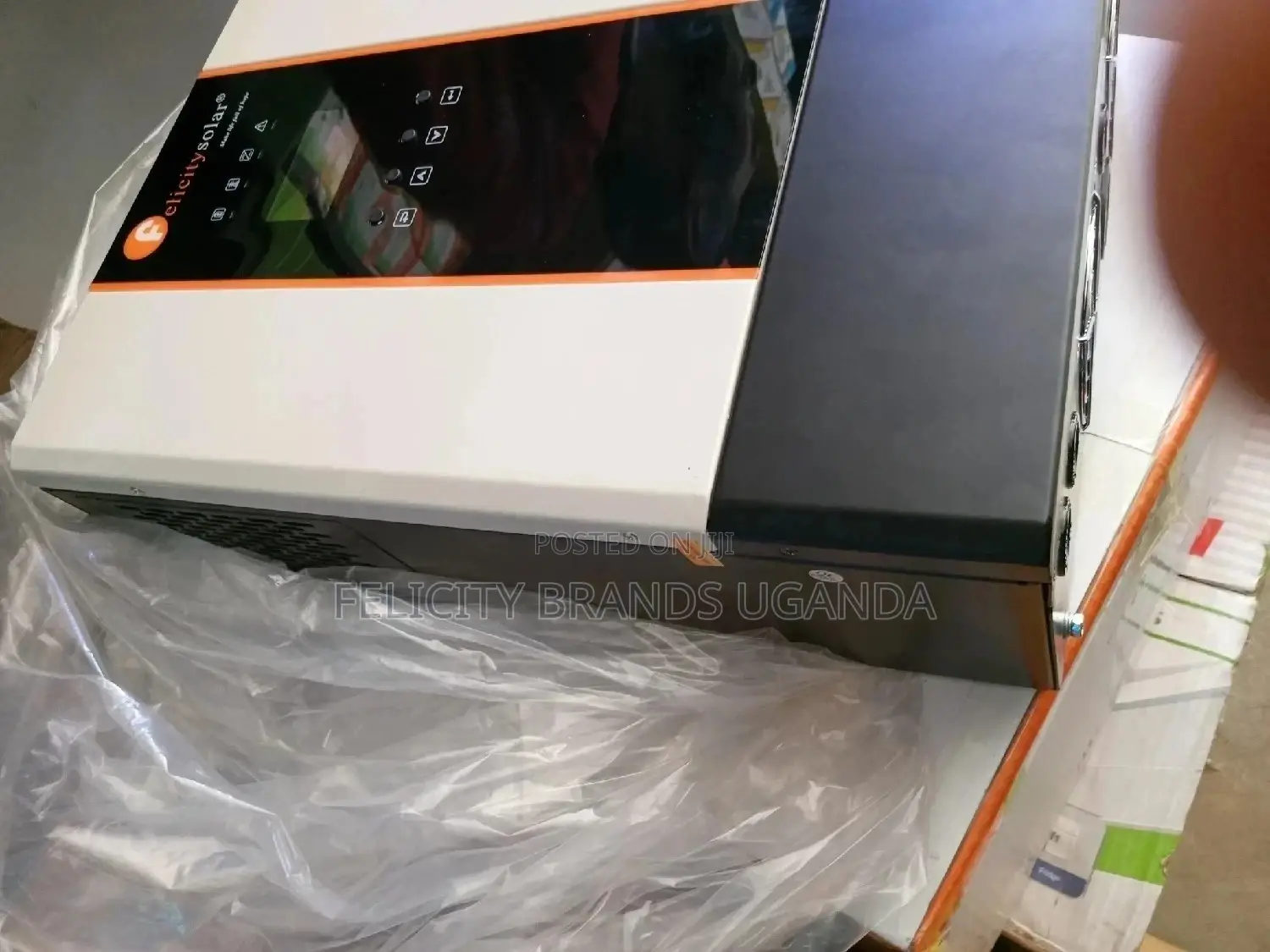 3000w Hybrid Inverter.