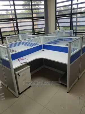 4seaters Working Station Oval Shape