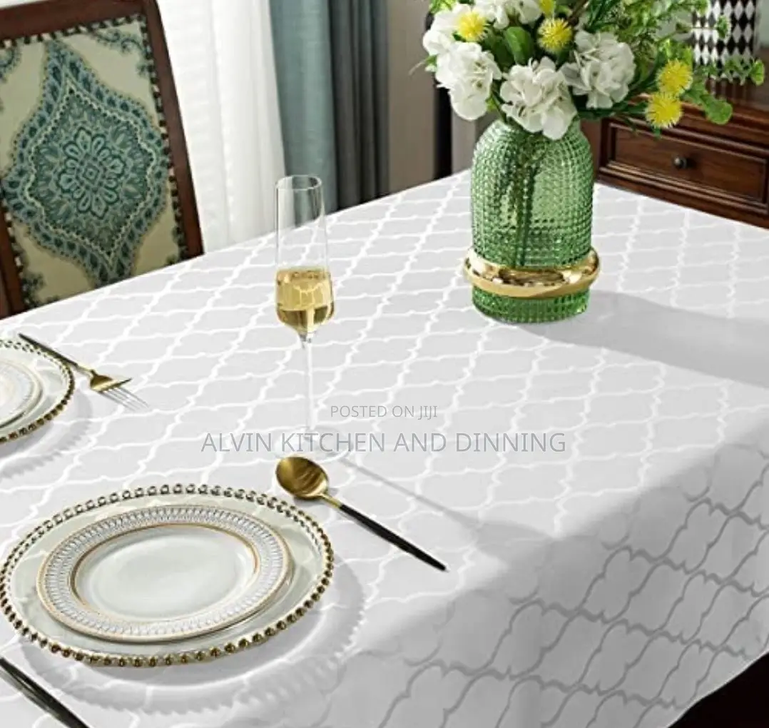 Border Tablecloth 8 Seater